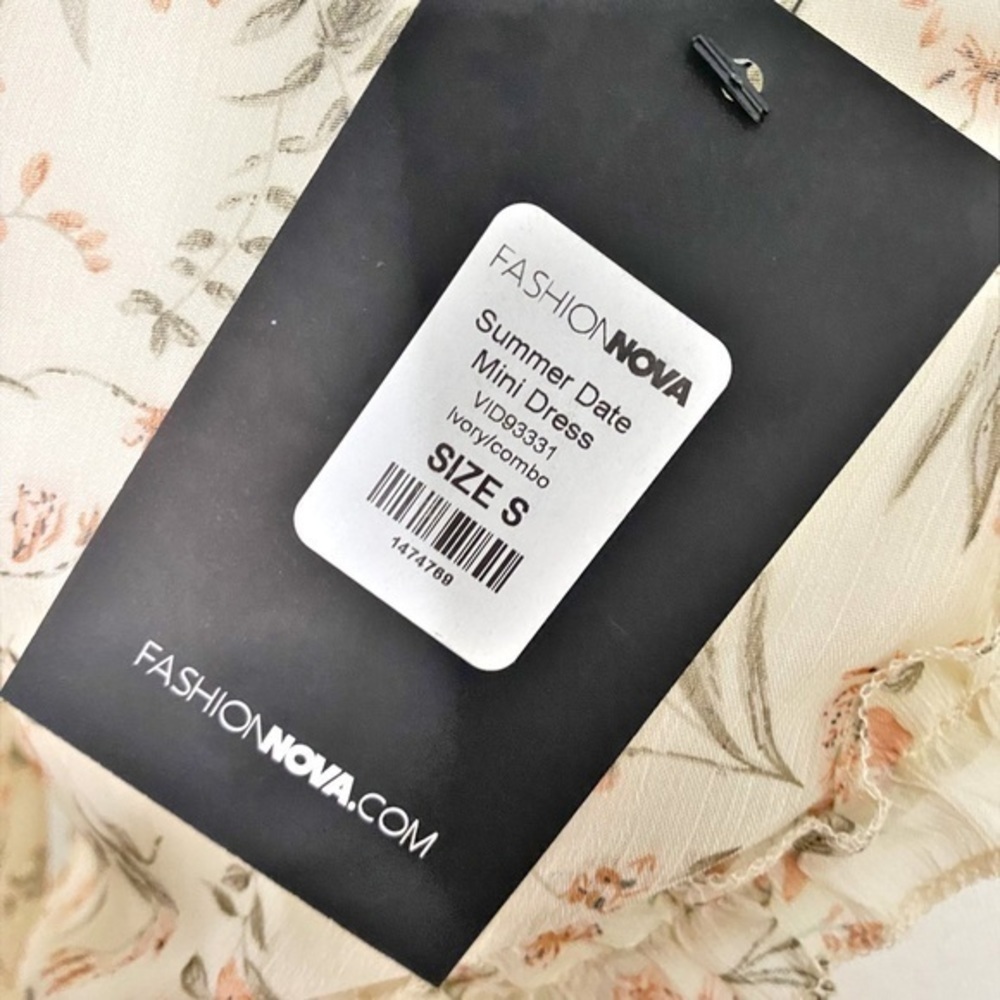 Fashion Nova Summer Date Mini Dress - Ivory/Combo NWT - Picture 4 of 16